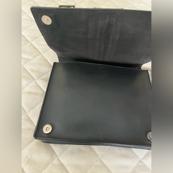 Stylish soft black vegan leather shoulder bag chain strap metal zipper buckles - Picture 11 of 13